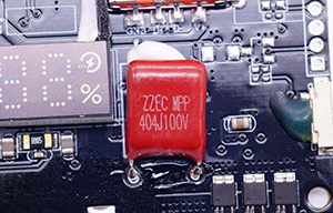 ZZEC电容用于倍思10000mAh磁吸无线充移动电源